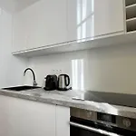 Charmant Studio 2P Entierement Renove Paris 18Eme